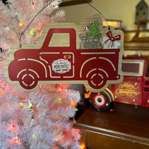 Red Truck Saint Nicholas
Mercantile Wooden Wall Decor - Picture 4 of 5